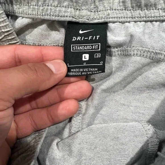 Nike Dri Fit Shorts - Picture 2 of 7